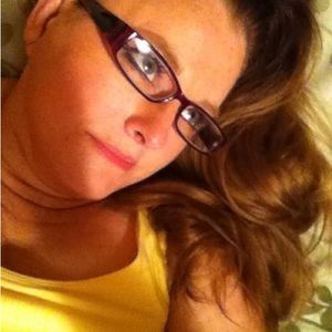 Meet your Posher, Karla